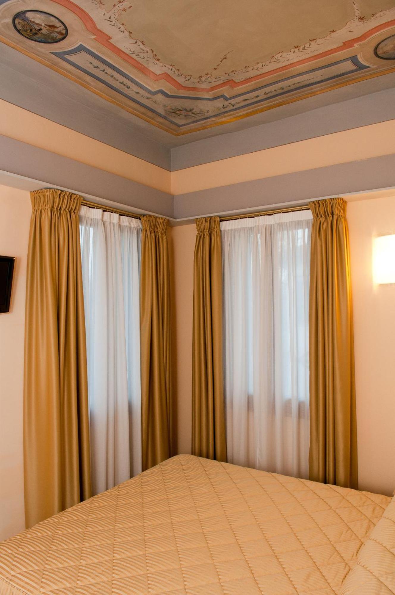 Hotel Villa Maternini Vazzola Habitación foto